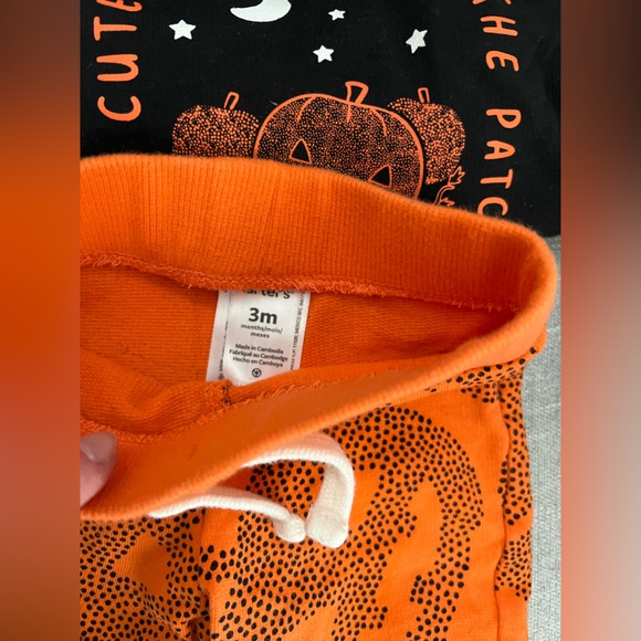 Bundle Halloween outfits 3mo baby bundle (Caden lane, old navy, carters, etc) - Picture 12 of 14